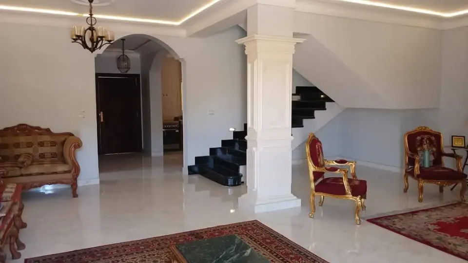 للبيع ڤيلا توين هاوس في كمبوند