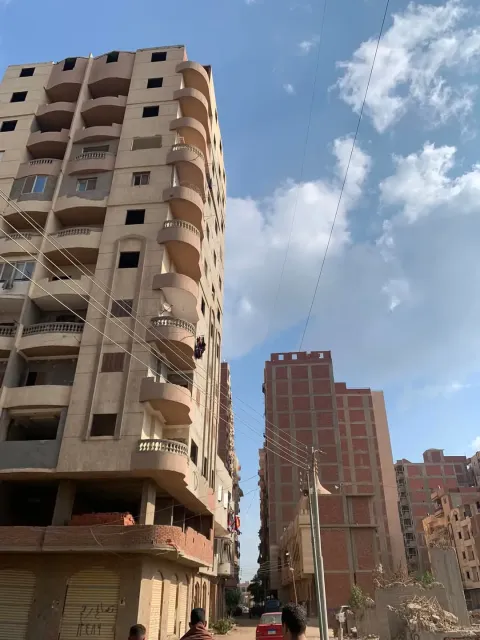 متاح شقه بالزهور الجديده ١٣٥ كتر ٣ غرف