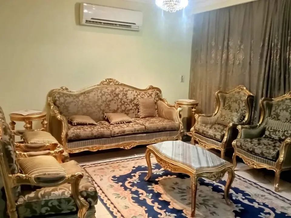 شقه مفروشه للايجار الحي السابع شارع ابو حنيفه
