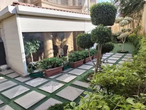للبيع فيلا قصر ف الحى التاسع عالممشى السياحى مباشر