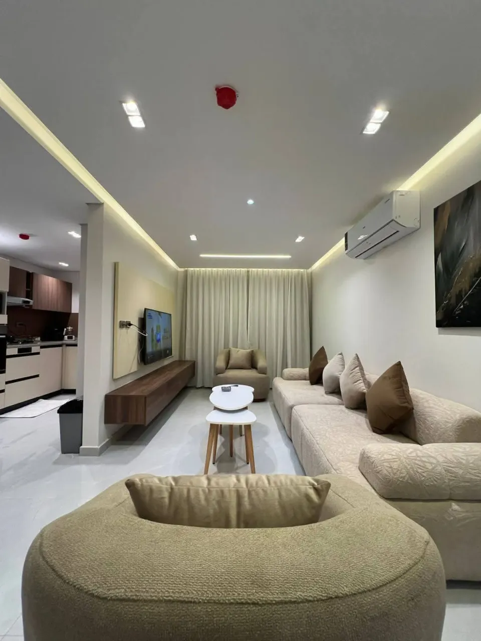 Apartment For Rent in Abbas El Akkad