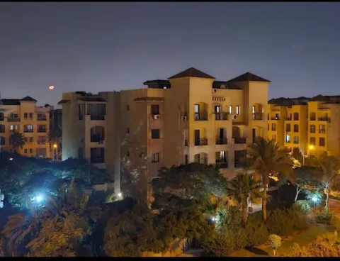 Apartment For Sale in Hadayek Al Ahram