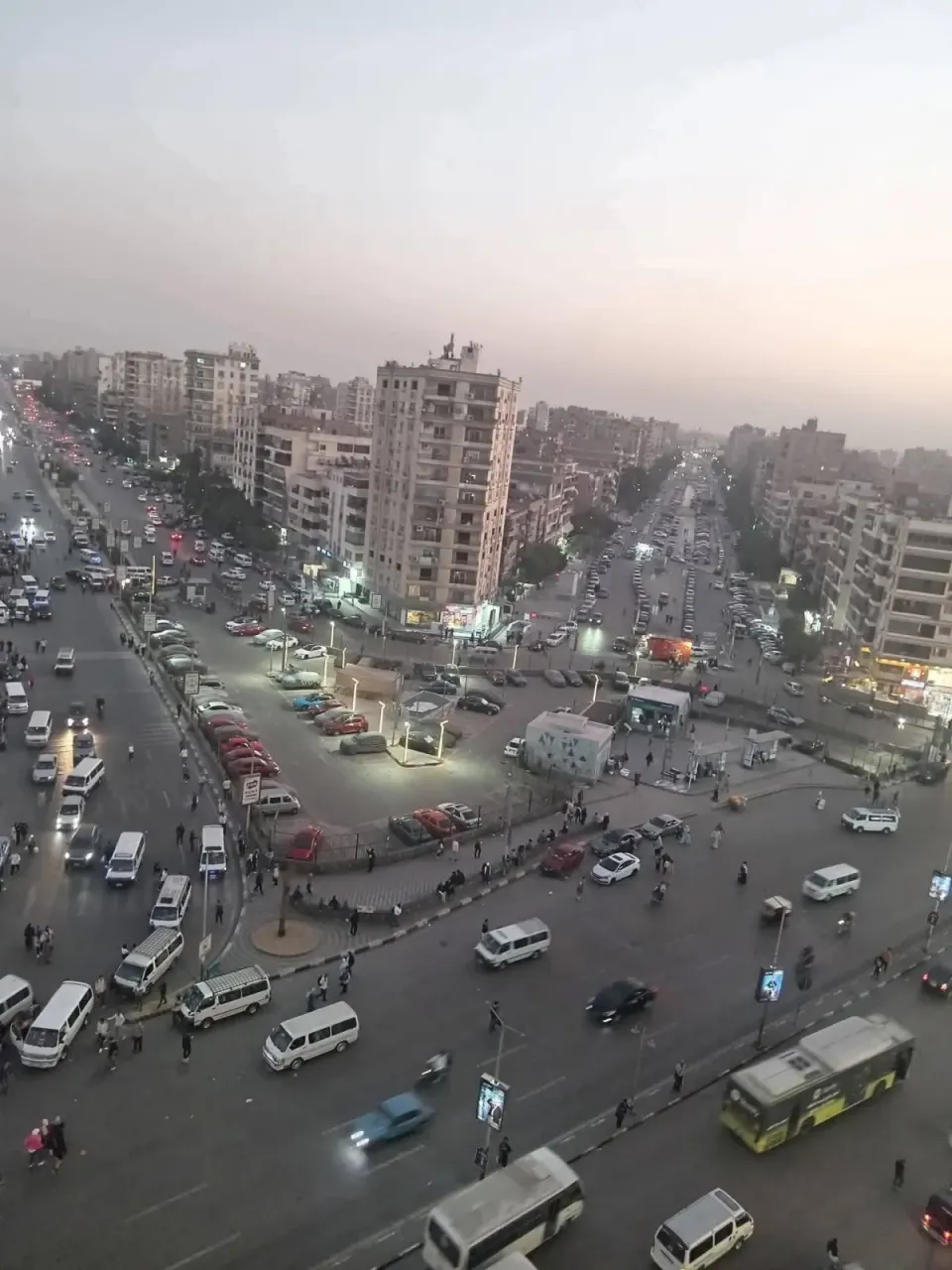 Shop & Office For Rent in Gesr El Suez