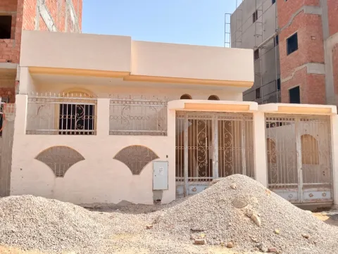 بدروم وارضي للبيع متسلم للجهاز حي سادس مدينة بدر