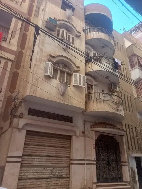 الفرصه الاخيره منزل للبيع موقع مميزابوراضى بجوار ثلاجه عبد الرازق