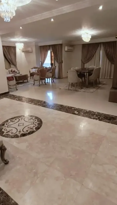 للبيع شقة 203 متر بالعفش والأجهزة الكهربائية