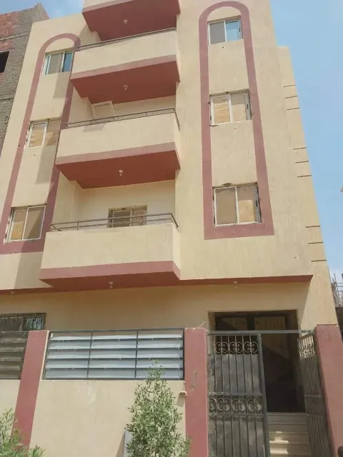 🏡 للبيع بيت في الحي السادس – ٦ أكتوبر