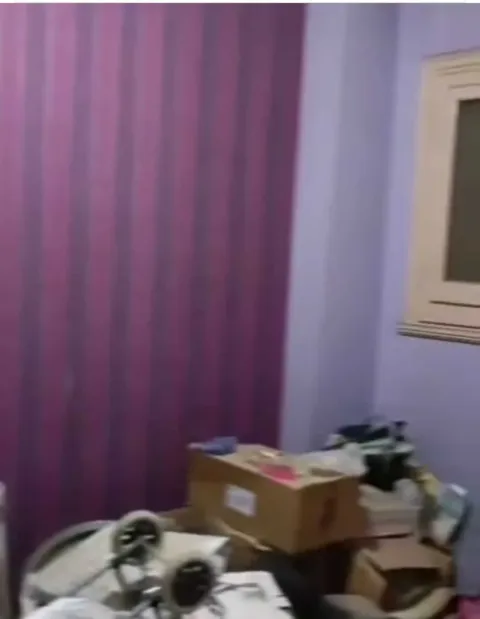 شقة للبيع تانى نمرة من شارع عبد الحميد الديب عمارة6بشبرا
