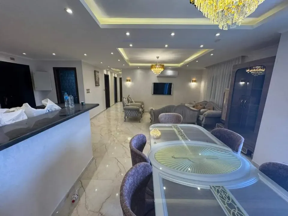 Apartment For Sale in Misr El Gedida
