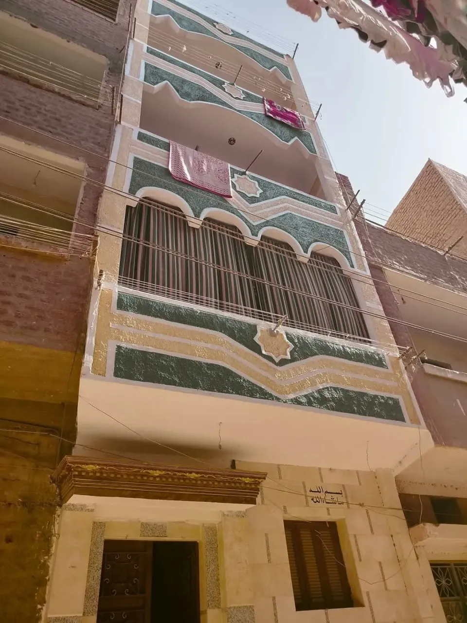 للبيع بسعر لقطه بيت ٥٤ متر.