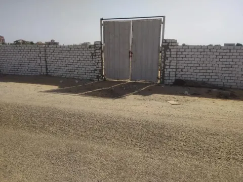 ارض للبيع