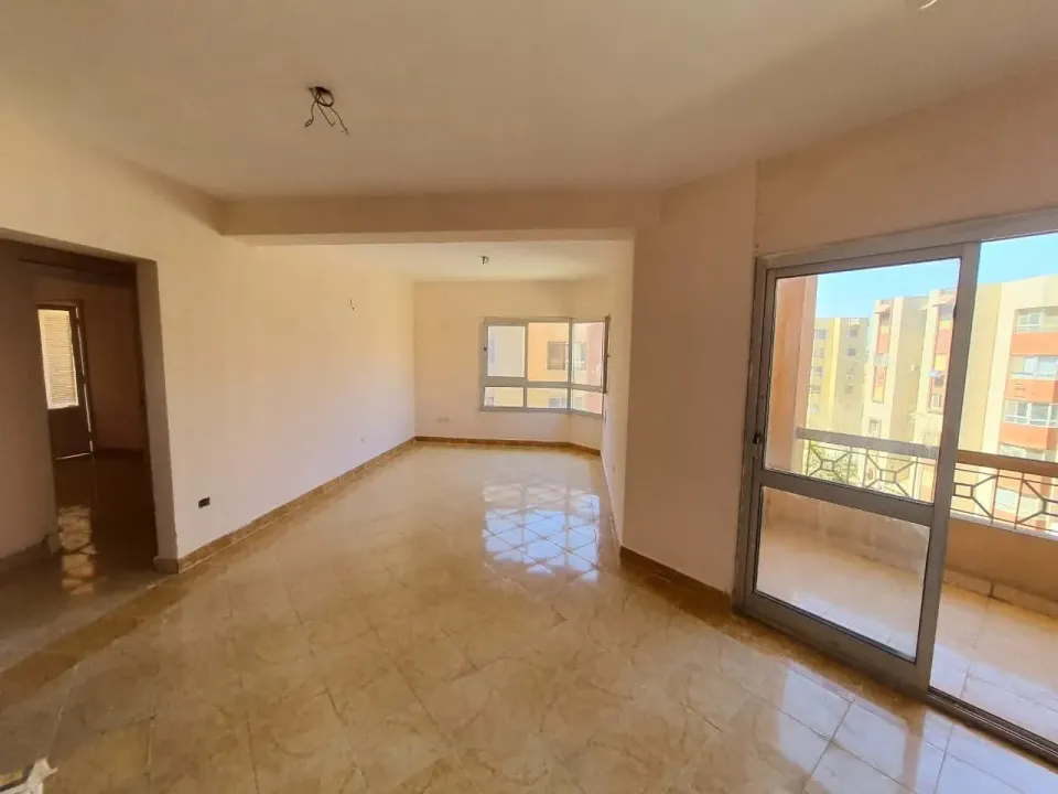 شقة للبيع بمدينة الفردوس 6 اكتوبر امـــــام دريم بارك