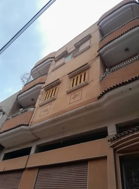 منزل للبيع ١٣٠ متر ٤أدوار غ ك م ٣