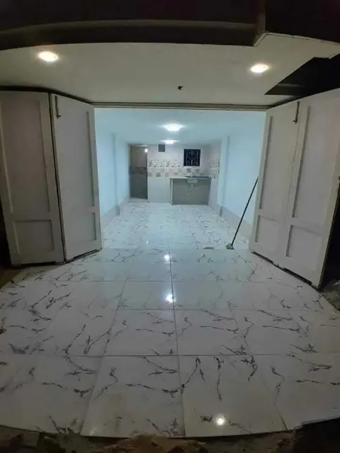 متاح جراج تمليك بشارع💯 43 امام فندق طيبه