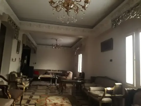 شقه للبیع بمتفرع من طه حسین النزهه الجدیده