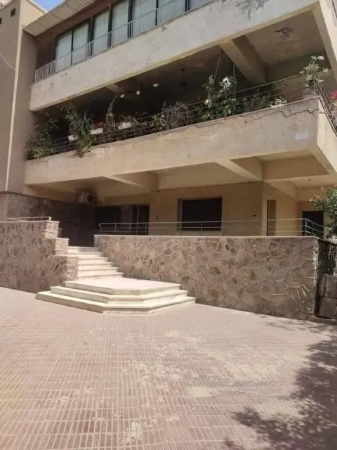 فيلا مميزه للبيع مصر الجديده متفرع من العروبه