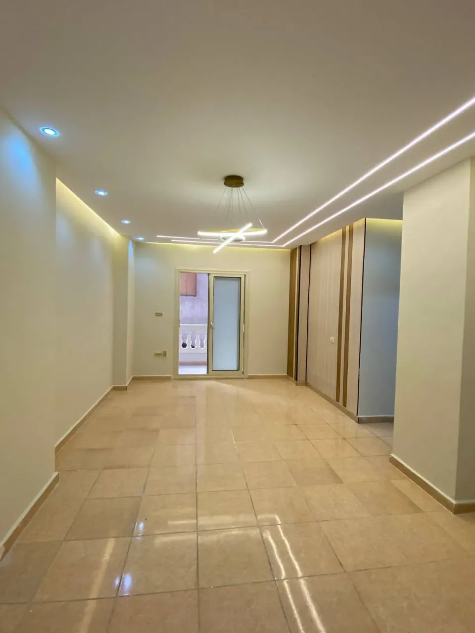 Apartment For Sale in Hadayek Al Ahram