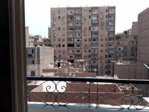 بين الهرم وفيصل ٧٠ م غرفتين وريسبشن ومطبخ