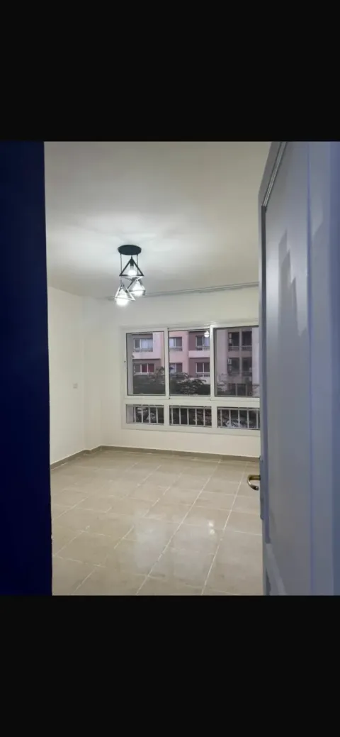 دور اول طلعت مصطفى خطوات من الحسيني ومول بمدينتي