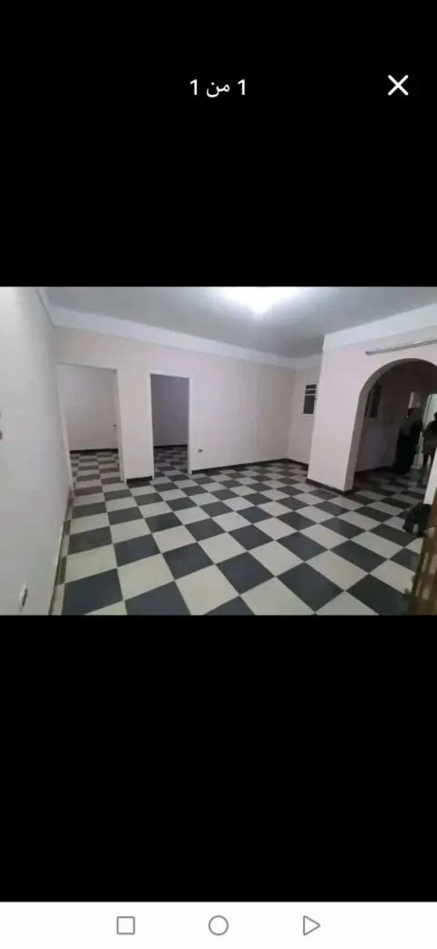 شقة للايجار 😍مساحته 200 متر ٤غرف وريسيبشن و٢حمام ومطبخ