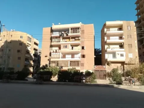 Apartment For Sale in Bani Mazar