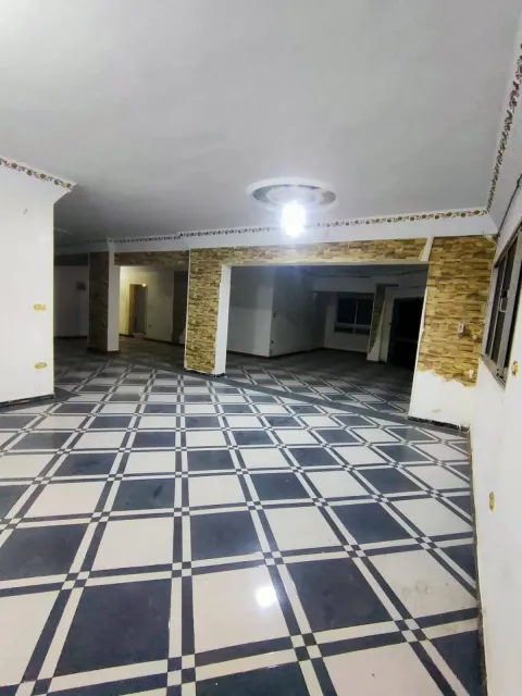 للاستثمار دور كامل للبيع265م ع شقتين الحي السابع بجوار انبي
