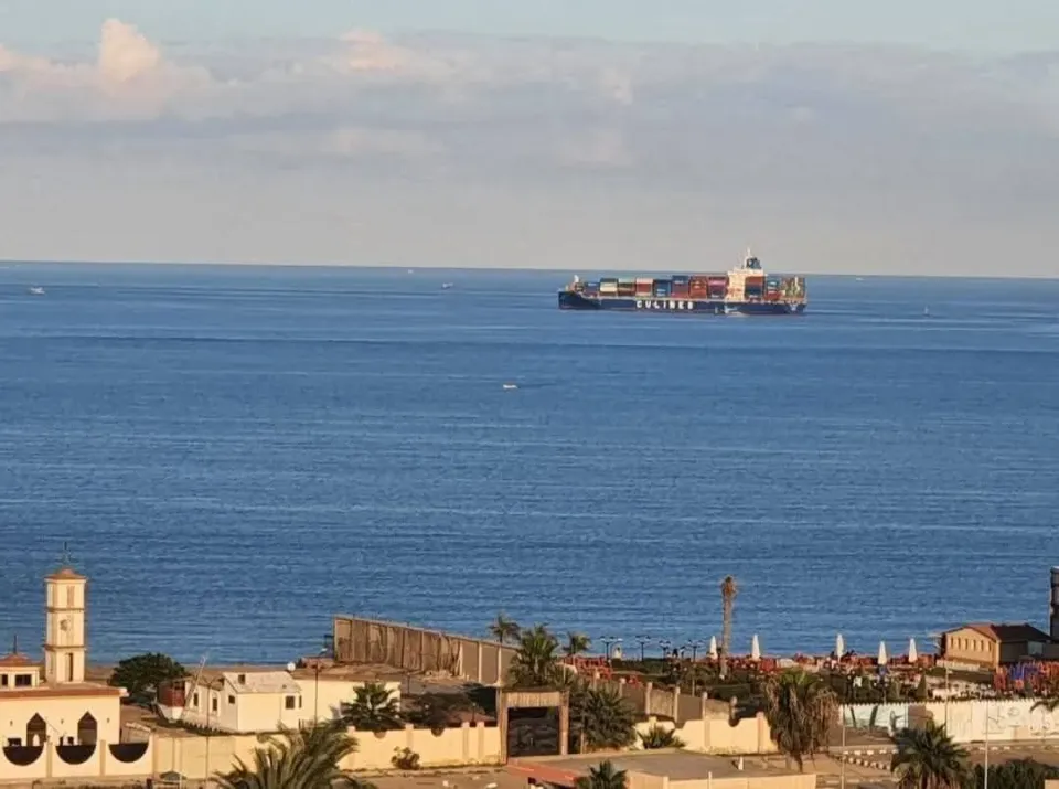 شقة للبيع في شرق بور سعيد الجديده