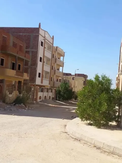 فيلا بكود 3 شمال الجامعه اقرب والخدمات مميزه جدآ 260م