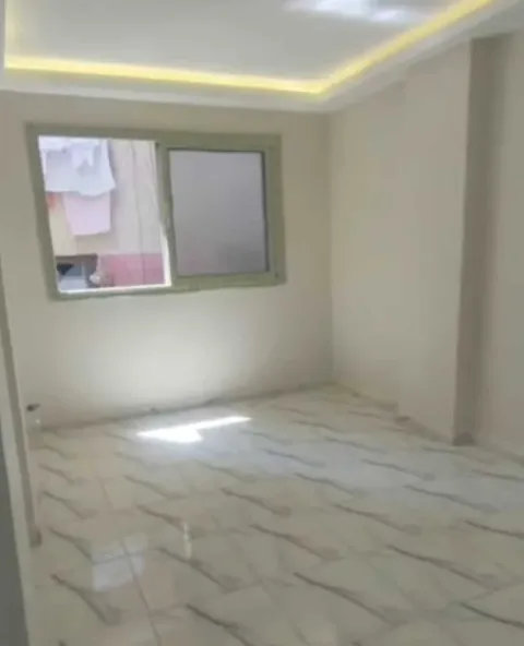 شقه عقد مفتوح شارع السته متر بشتيل