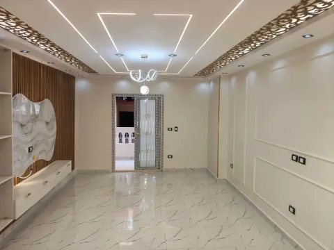 Apartment For Sale in Gesr El Suez