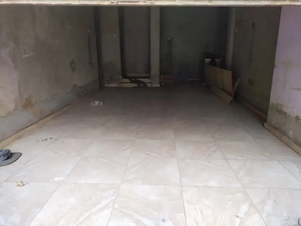 محلين للبيع من المالك مباشر في تقسيم مكه شارع عمار