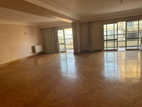شقه للبيع شارع محي الدين