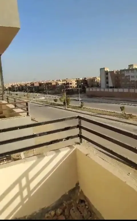 شقة للبيع 130م بالسياحية ب من المالك