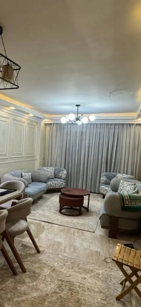 شقه ايجار فروش علي جسر السويس الرئيس