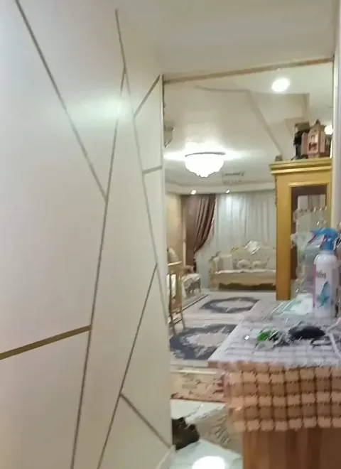 شقة للبيع ١٧٥م على شارع الملكة العمومى قرب قهوة المليجي