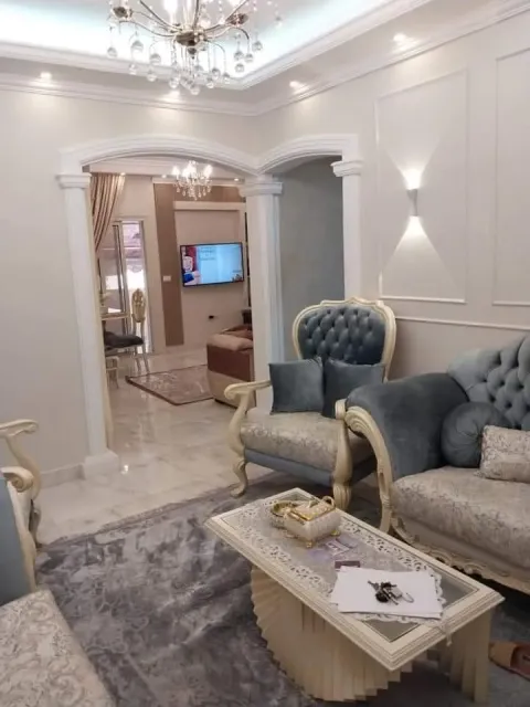 شقـه للبيع مساحه 120مترالشقةبالدور 2فيلا 3 ادوار مباني اخر 80
