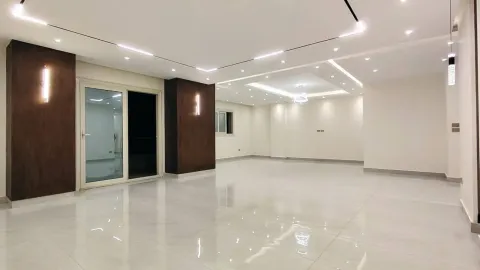 للبيع شقةسوبر لوكس270م بمدينه نصرأول سكن 📍 الموقع: مدينة نصر