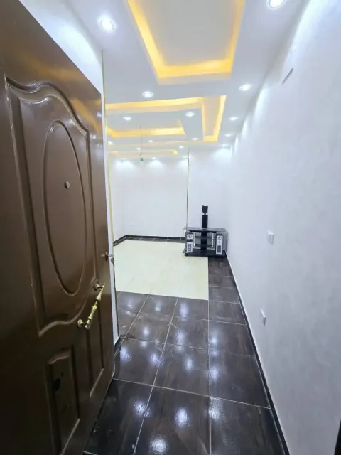🏠 *استوديو للإيجارالموقع منطقه ج -التفاصيل:* - دور أرضي