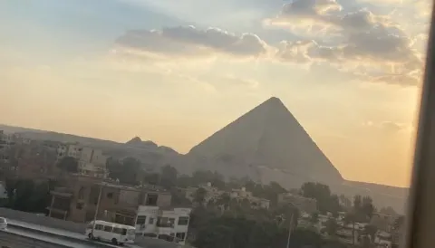شقه تمليك شارع الهرم الرئيسي تشطيب حديث اول سكن
