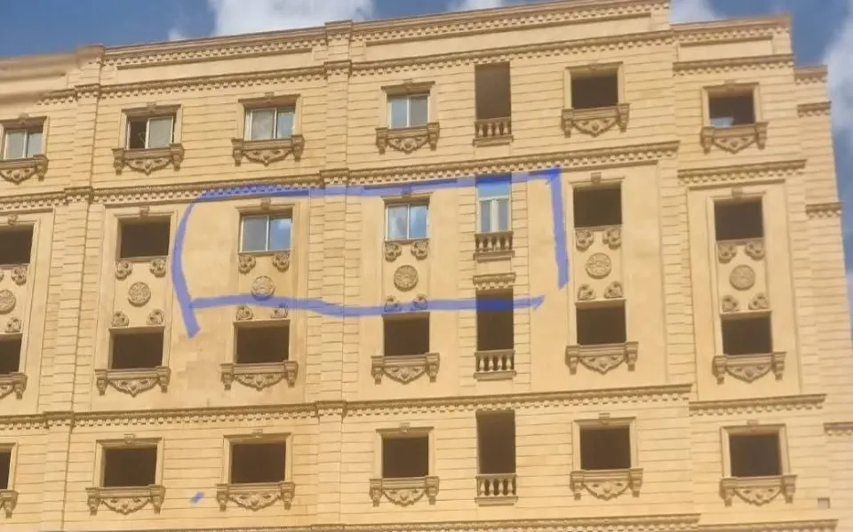 تم تنزيل السعر لسرعة البيع للبيع علي شارع الجيش