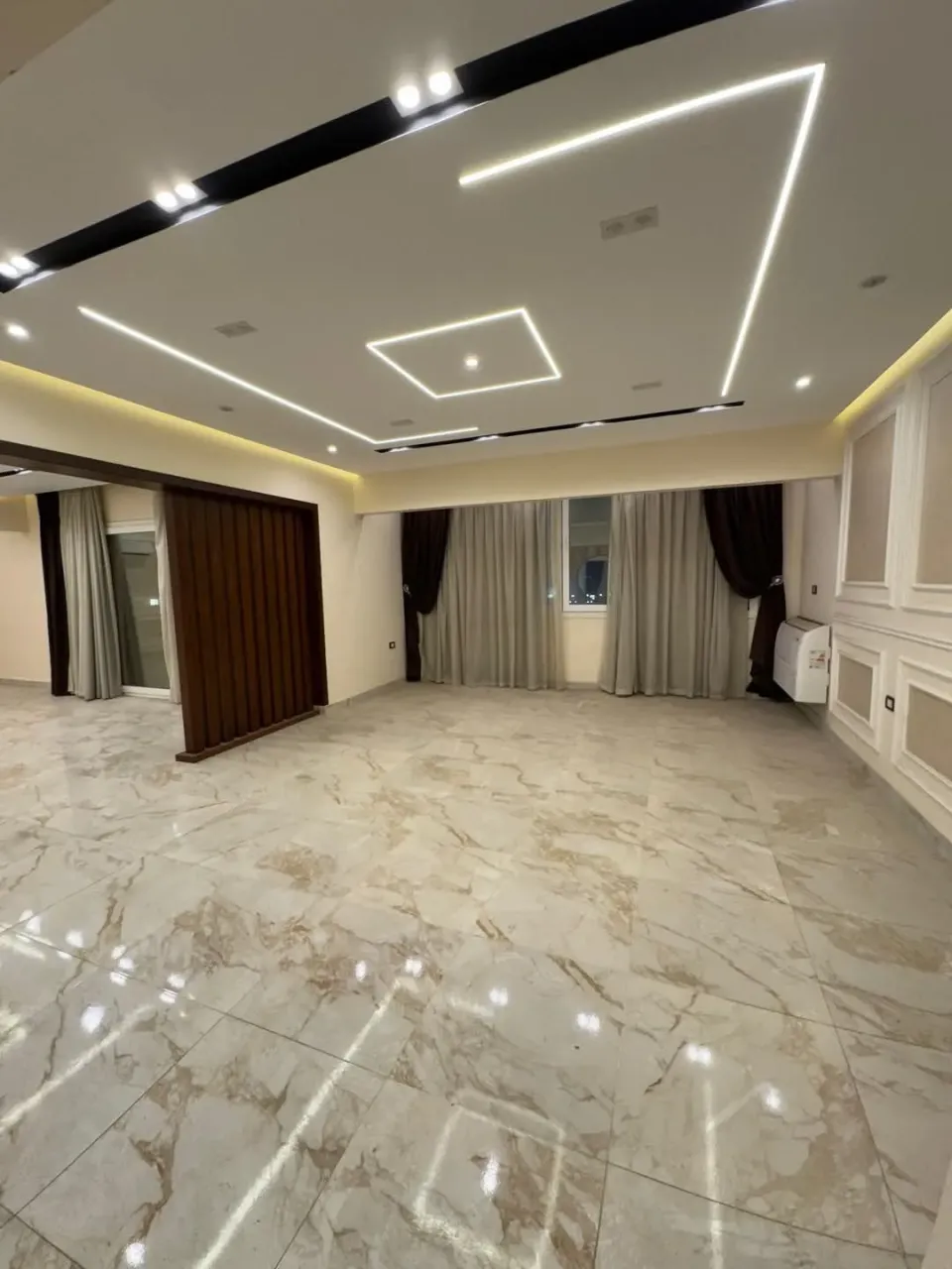 شقه للبيع٢٤٠ متر شارع جامعه الدول العربيه الرائيسي - مهندسين