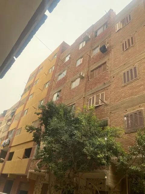 بمدينه السلام عماره للبيع لهواه الاستثمار العقاري مساحه ١٦٠ متر