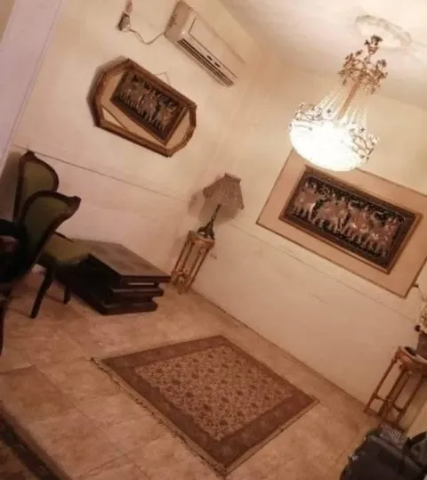 شقة للبيع بشارع سليمان جوهر الدقي٩٠متر ٣ غرف وريسبشن