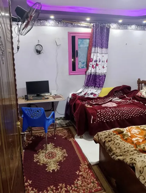 شقه للبيع في اسيوط الاربعين شارع الشرطه