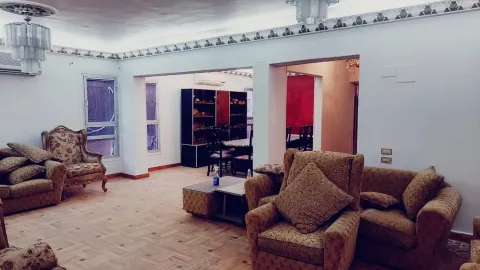 للبيع أو للايجار شقه في مصدق الكبير علي الرئيسي