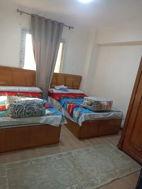 شقه مفروش بدار مصر سوبر لوكس عفشى محترم ٣ غرفه