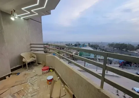 شقة للبيع فى الهضبه الوسطى فى عمارة ملك الرنجه