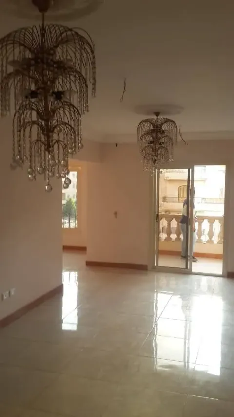 شقه للايجار فى النرجس عمارات