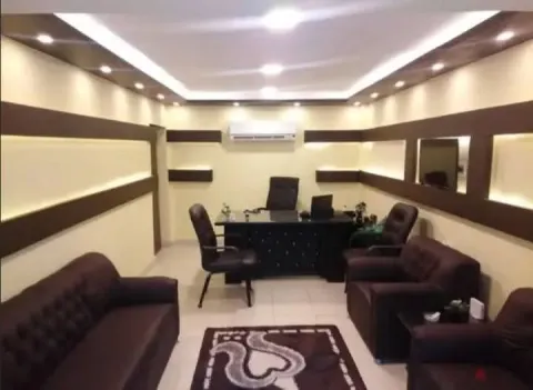 مكتب مفروش سوبر لوكس غرفه حمام وفيس تكييف دور ارضي