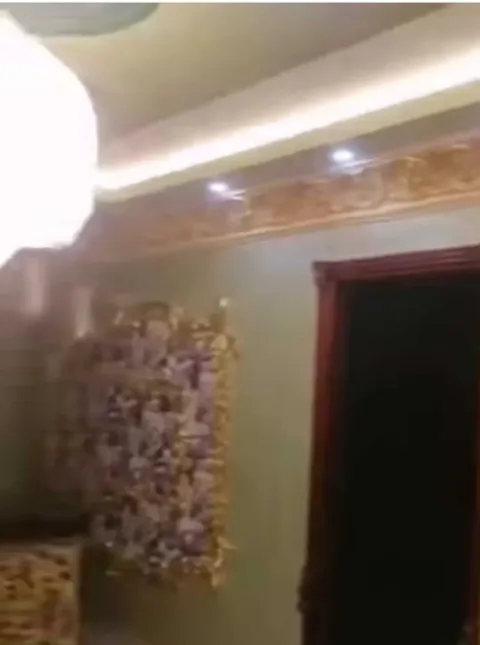 شقه للبيع تشطيب الترا لوكس 100 متر حلاااال